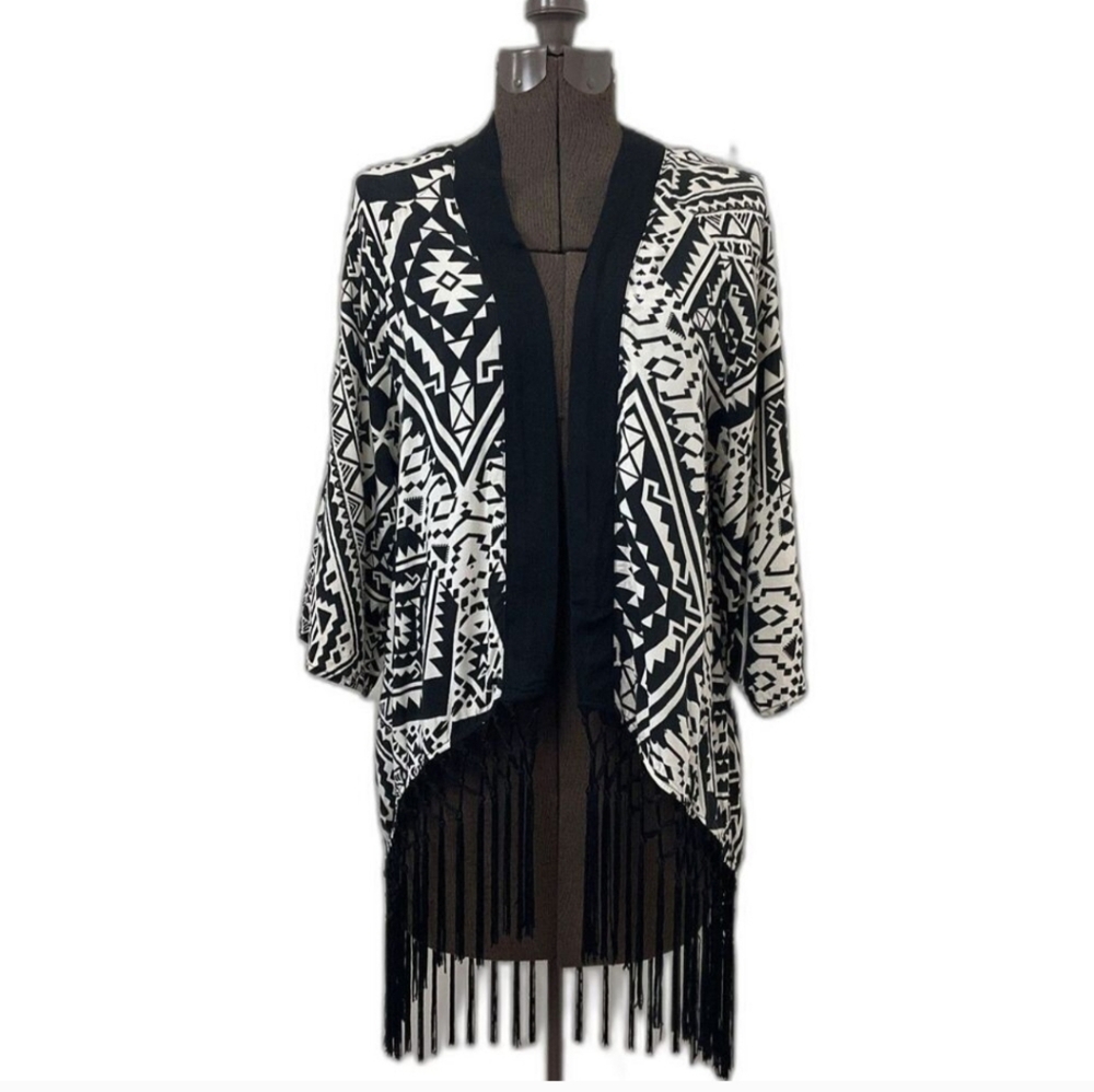 Flying Tomato Black and White Tribal Kimono Duster w/ black fringe Boho Size S